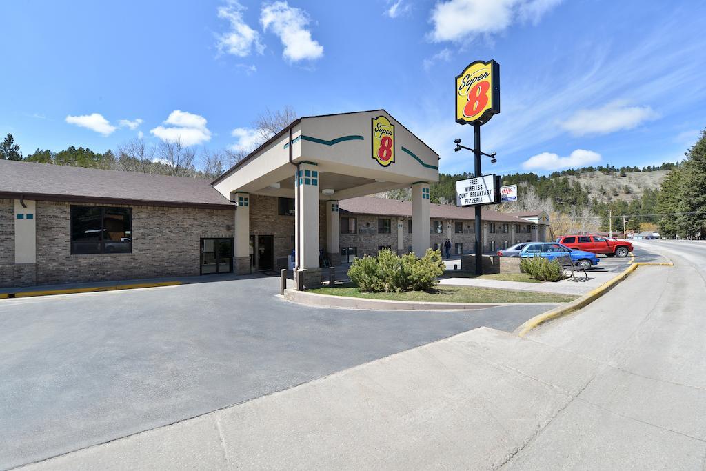 Super 8 By Wyndham Deadwood Black Hills Area Eksteriør bilde