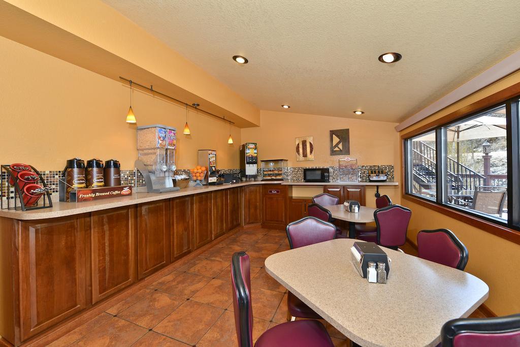 Super 8 By Wyndham Deadwood Black Hills Area Eksteriør bilde